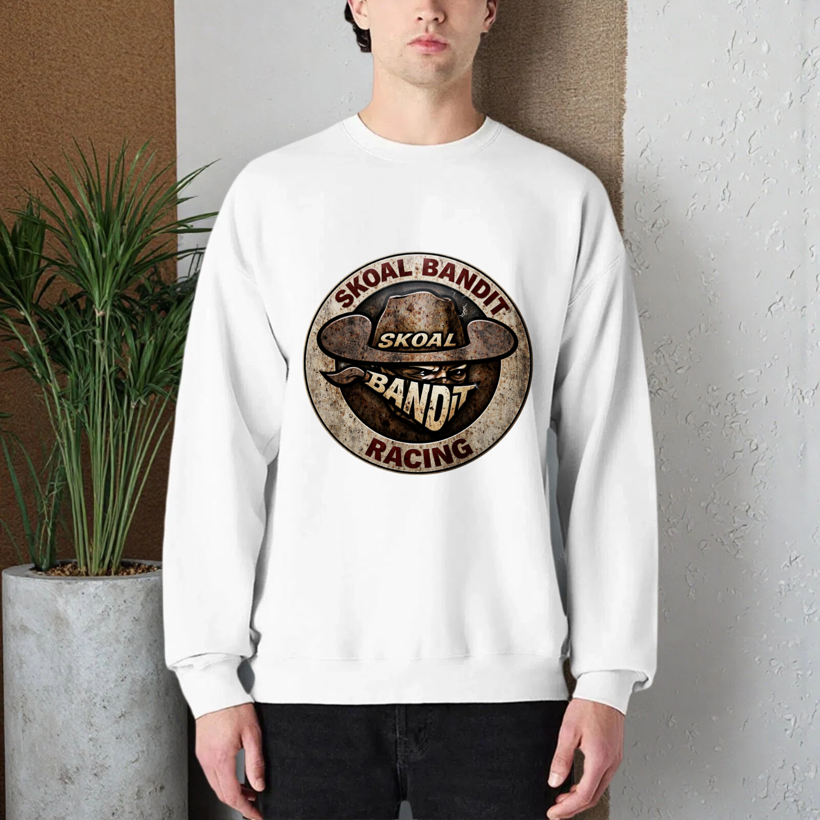 TEECURENT Skual Bandit Racing Logo Sweatshirt Unisex Crewneck Pullover Black Vintage Style Graphic Sweatshirt For Men And Women