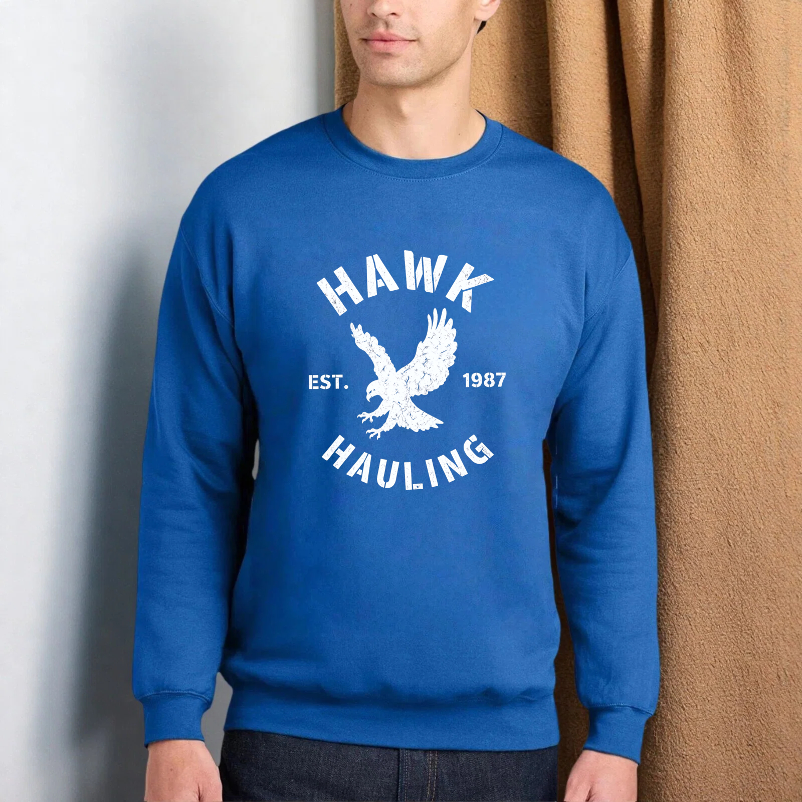 TEECURENT Hawk Hauling Est 1987 Eagle Logo Sweatshirt Black Crewneck Pullover Sweatshirt Unisex Casual Top