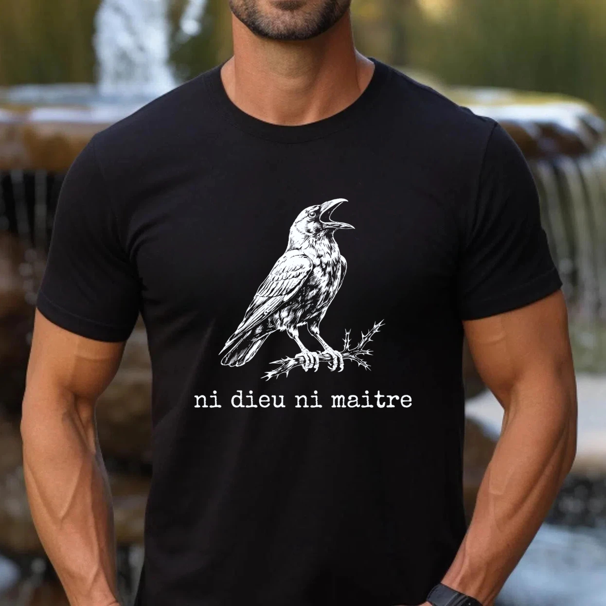TEECURENTBlack T Shirt With Raven And Ni Dieu Ni Maitre Text For Men And Women-TeeCurent