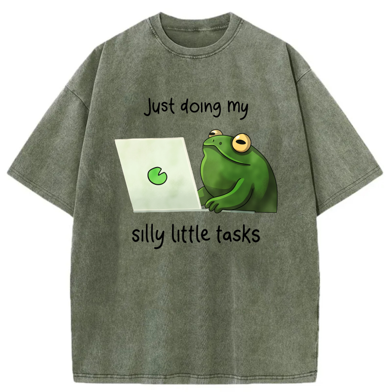 Frog Using Laptop With Text Above And Below tshirt 100% cotton