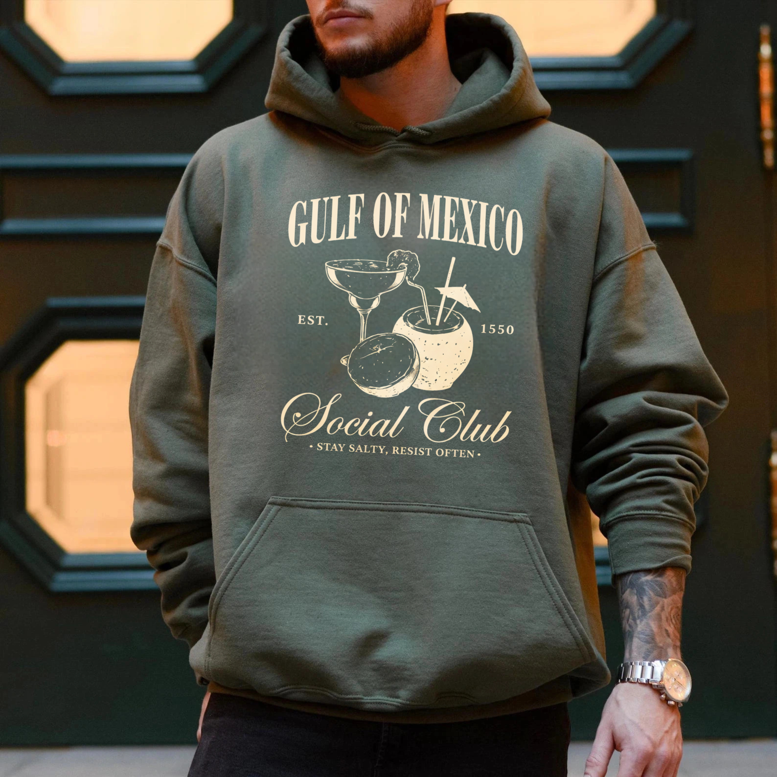TEECURENT Gildan Gulf Of Mexico Social Club Hoodie Est 1550 Stay Salty Resist Optn Cocktail Design Black Sweatshirt