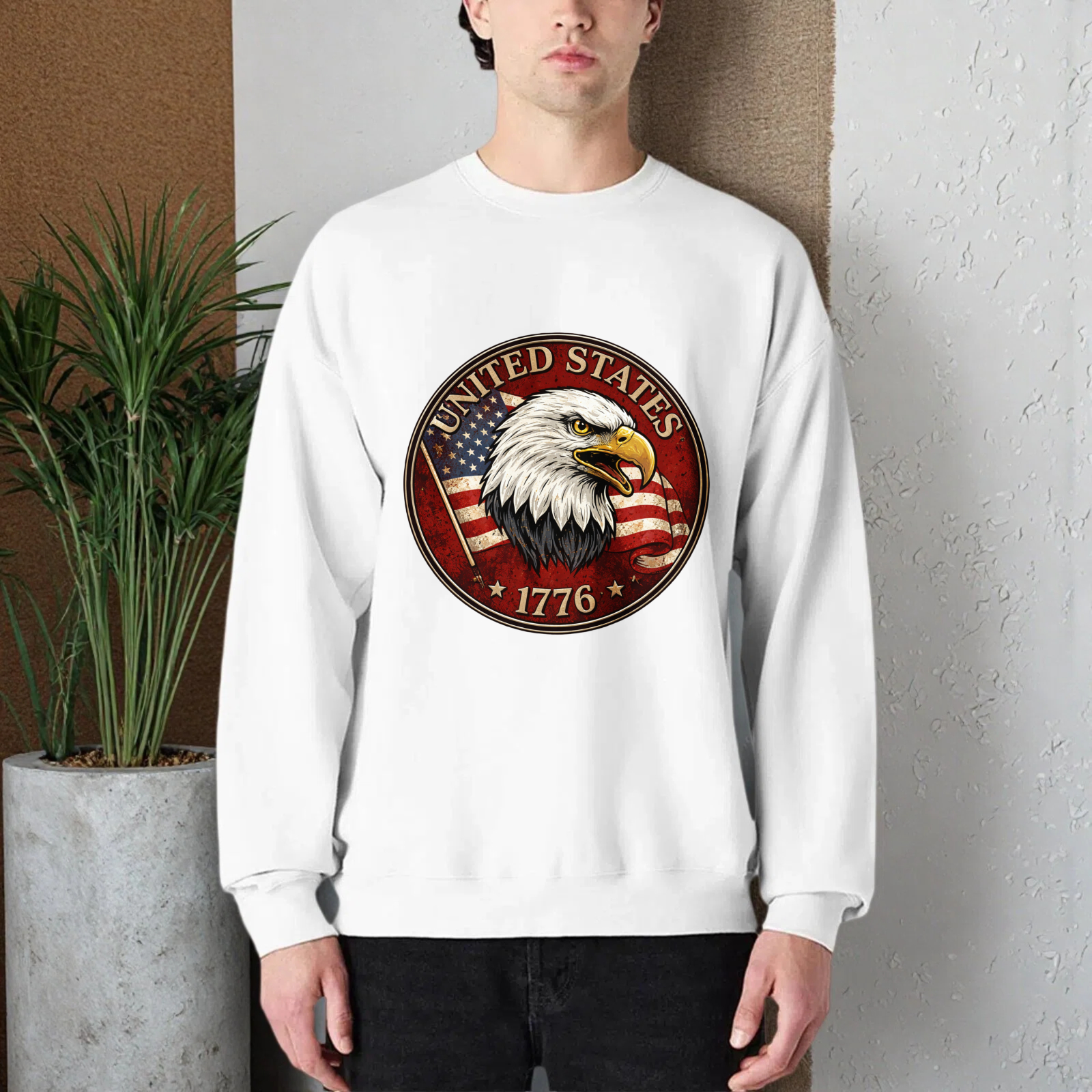 United States Eagle American Flag 1776 Sweatshirt Patriotic Crewneck Pullover Black