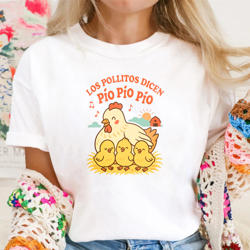 Chicken And Chicks With Los Pollitos Dicen Pio Pio Pio Text Unisex Classic T-shirt