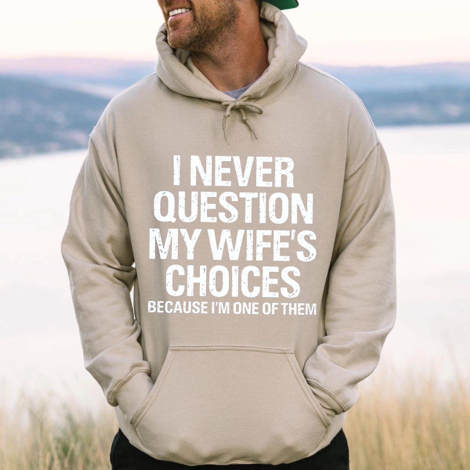 TEECURENT Gildan I Never Question My Wifes Choices Because Im One Of Them Hoodie For Men And Women Funny Couple Gift Sweatshirt With Pocket Black Cotton Pullover Top