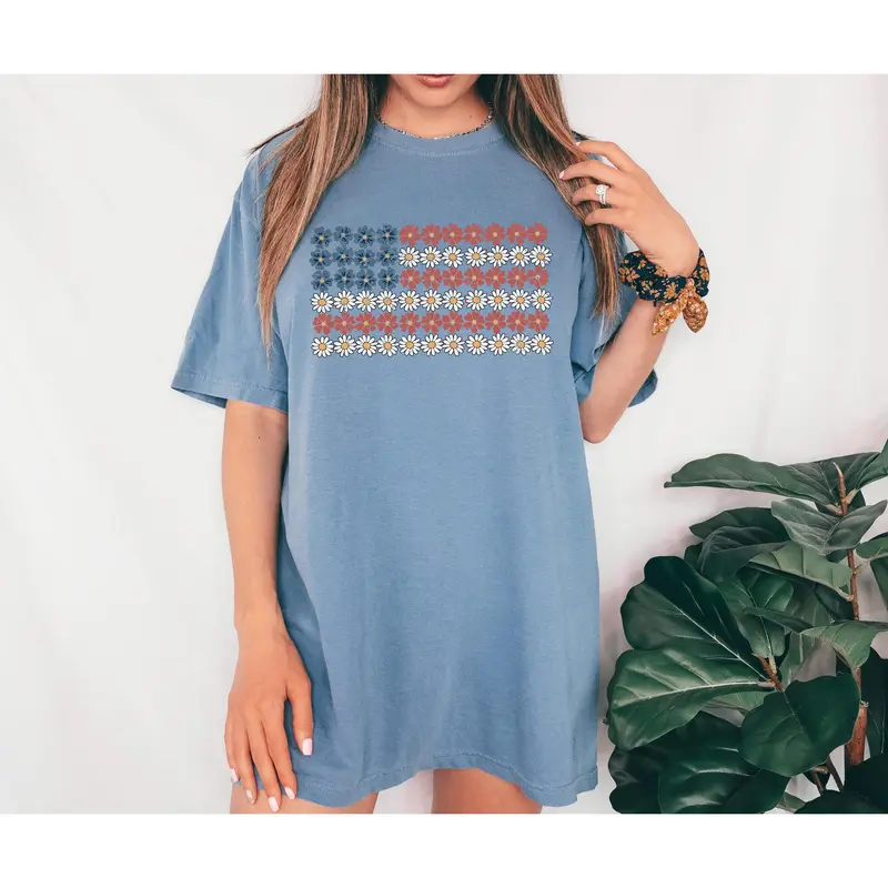 American Flag, Flowers, Red White Blue, Floral, Patriotic, Independence Day, 1776, USA, Tshirt, Women's Comfort Color Tee, Tshirt