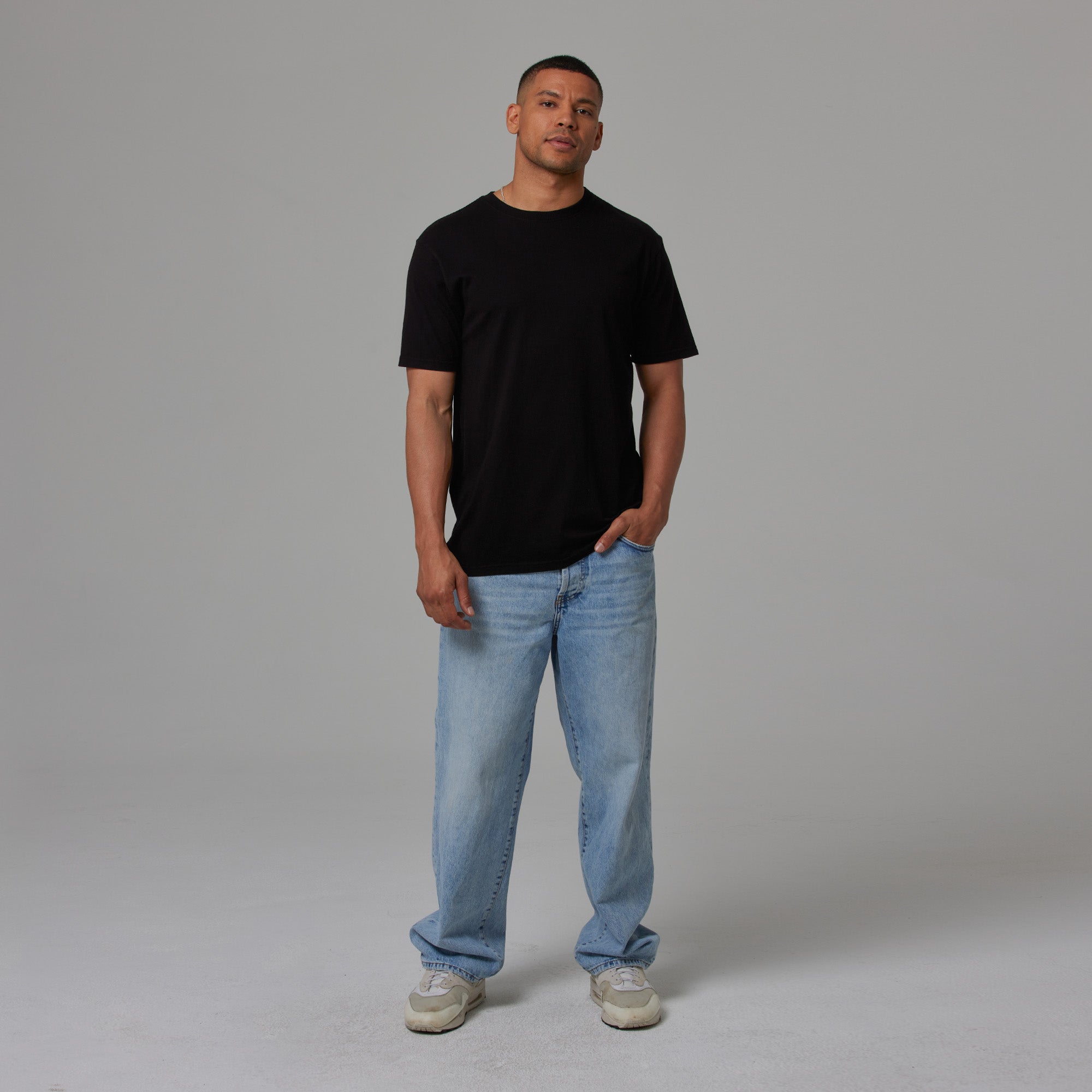 MENS PREMIUM TEE