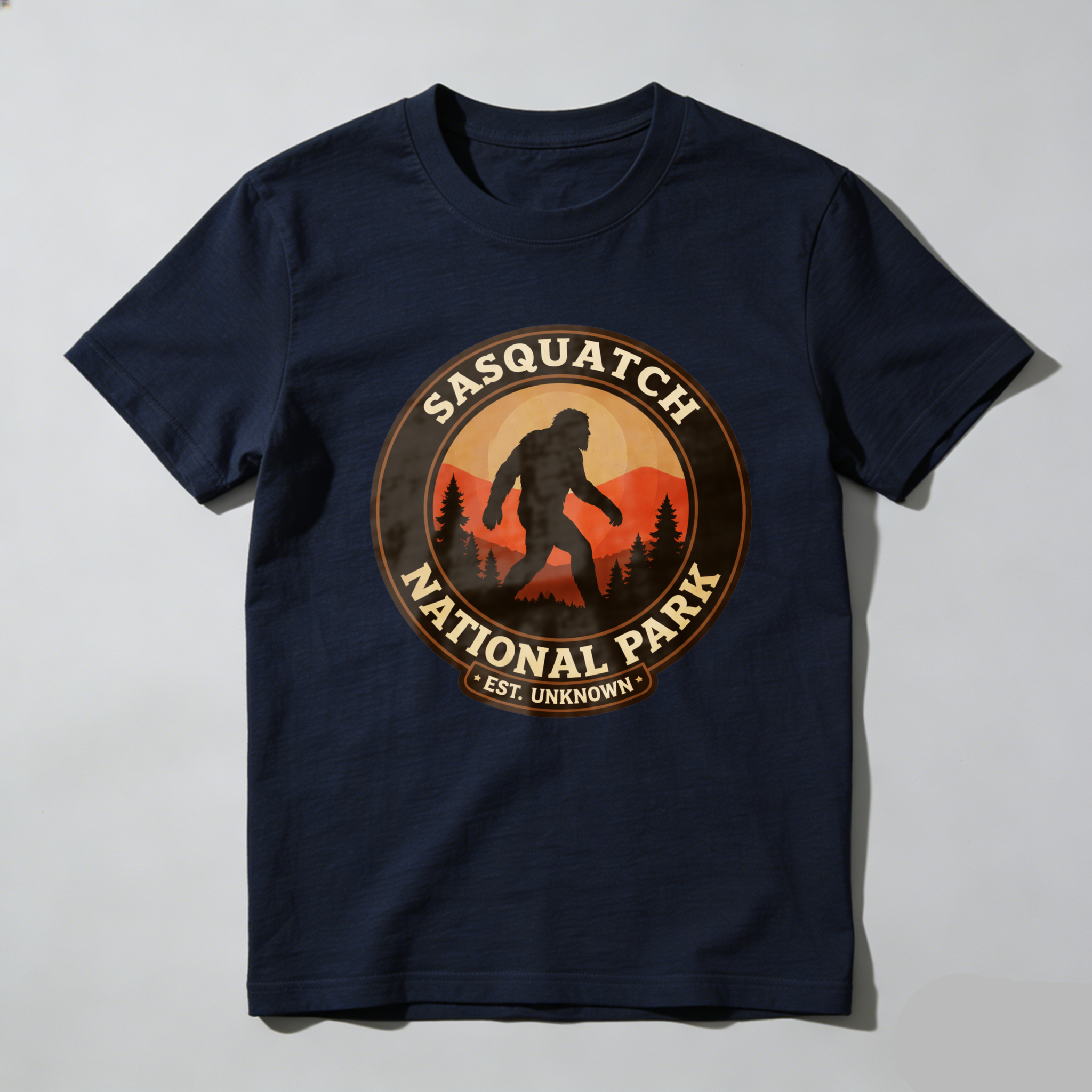 TEECURENTSasquatch National Park T-Shirt Est Unknown Bigfoot Logo Design Black Crewneck Men's Shirt-TeeCurent