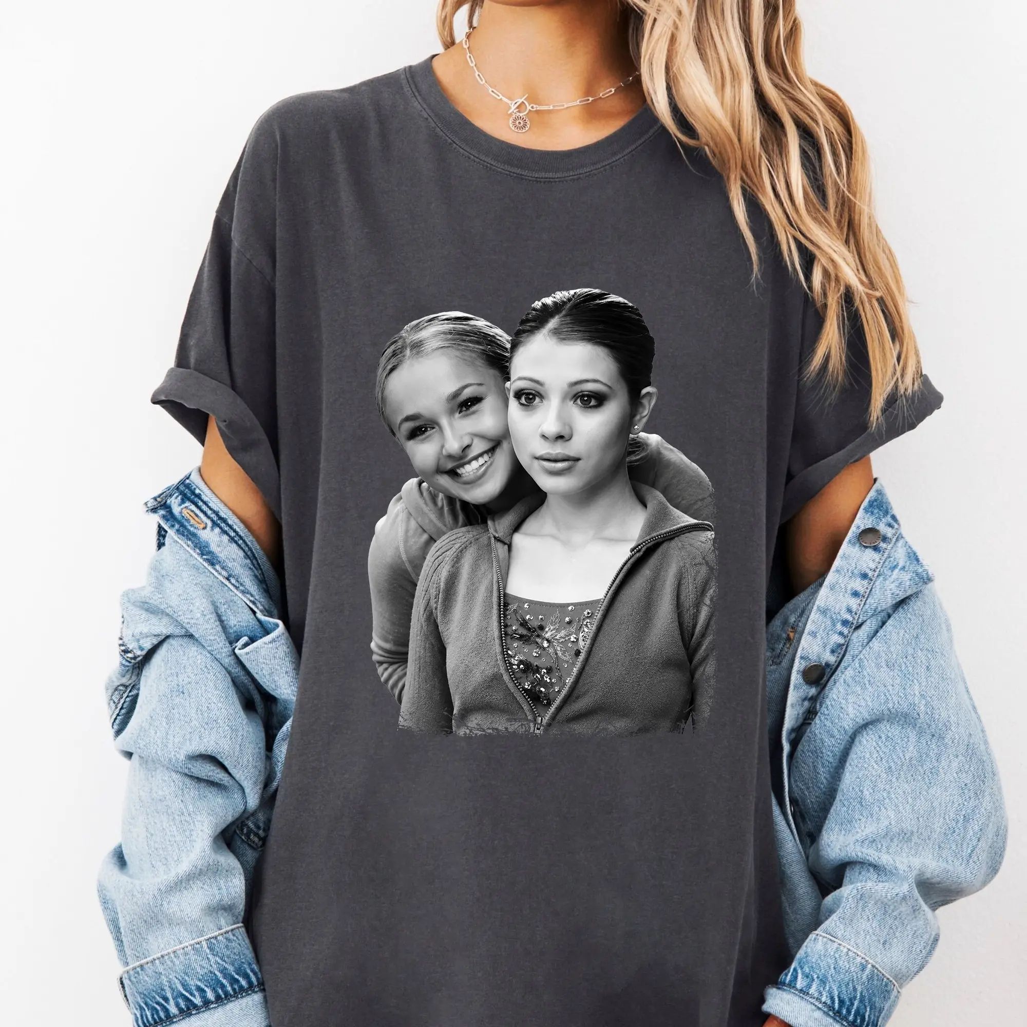 Michelle Trachtenberg and Hayden Panettiere Ice Pincess 2005 Movie T-shirt