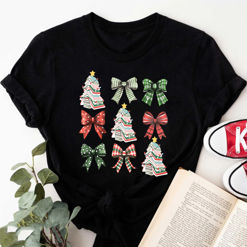 Wardrobecart Christmas Trees And Plaid Bows Pattern Tshirt