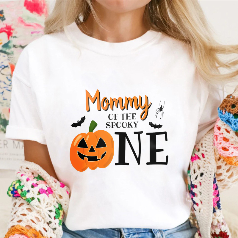 Mommy Of The Spooky One Halloween Pumpkin Bat Spider Unisex Classic T-shirt