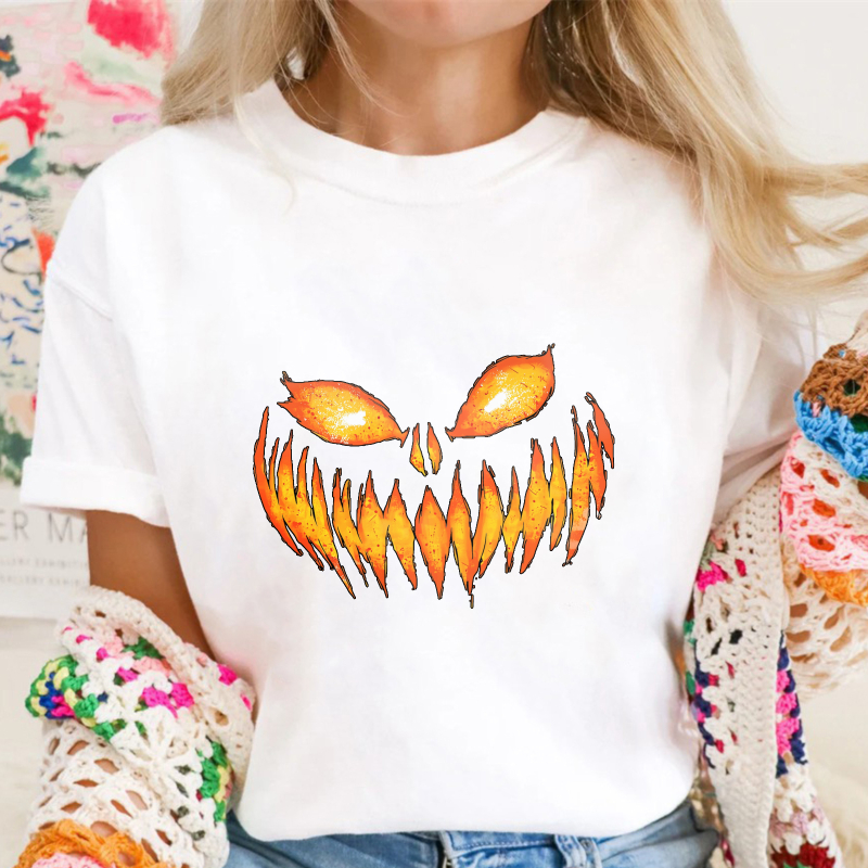 Glowing Orange Pumpkin Face With Sharp Teeth And Evil Eyes Unisex Classic T-shirt