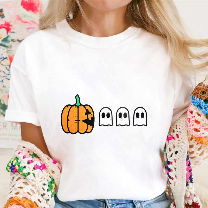 Halloween Pumpkin And Ghosts Unisex Classic T-shirt