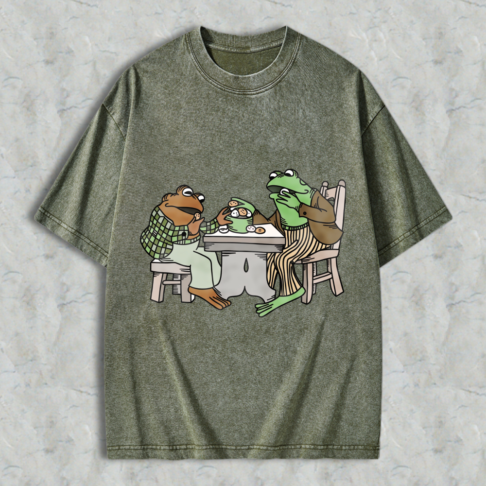 Wardrobecart Frog And Toad Eating Dinner Together Unisex Washed T-shirt