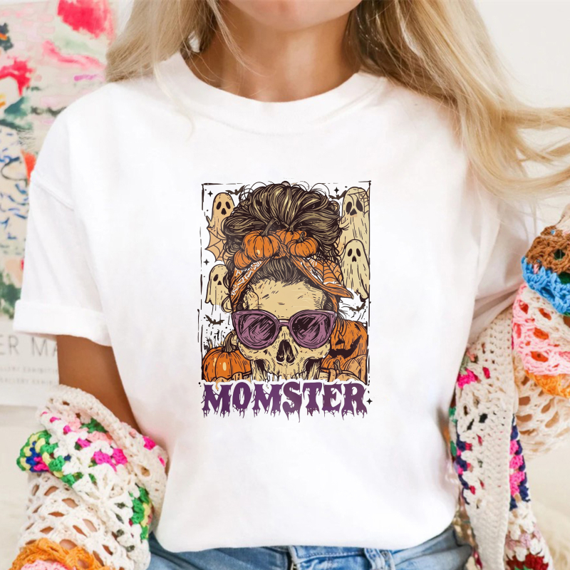 Halloween Skull With Sunglasses And Ghosts Momster Graphic, Unisex Classic T-shirt