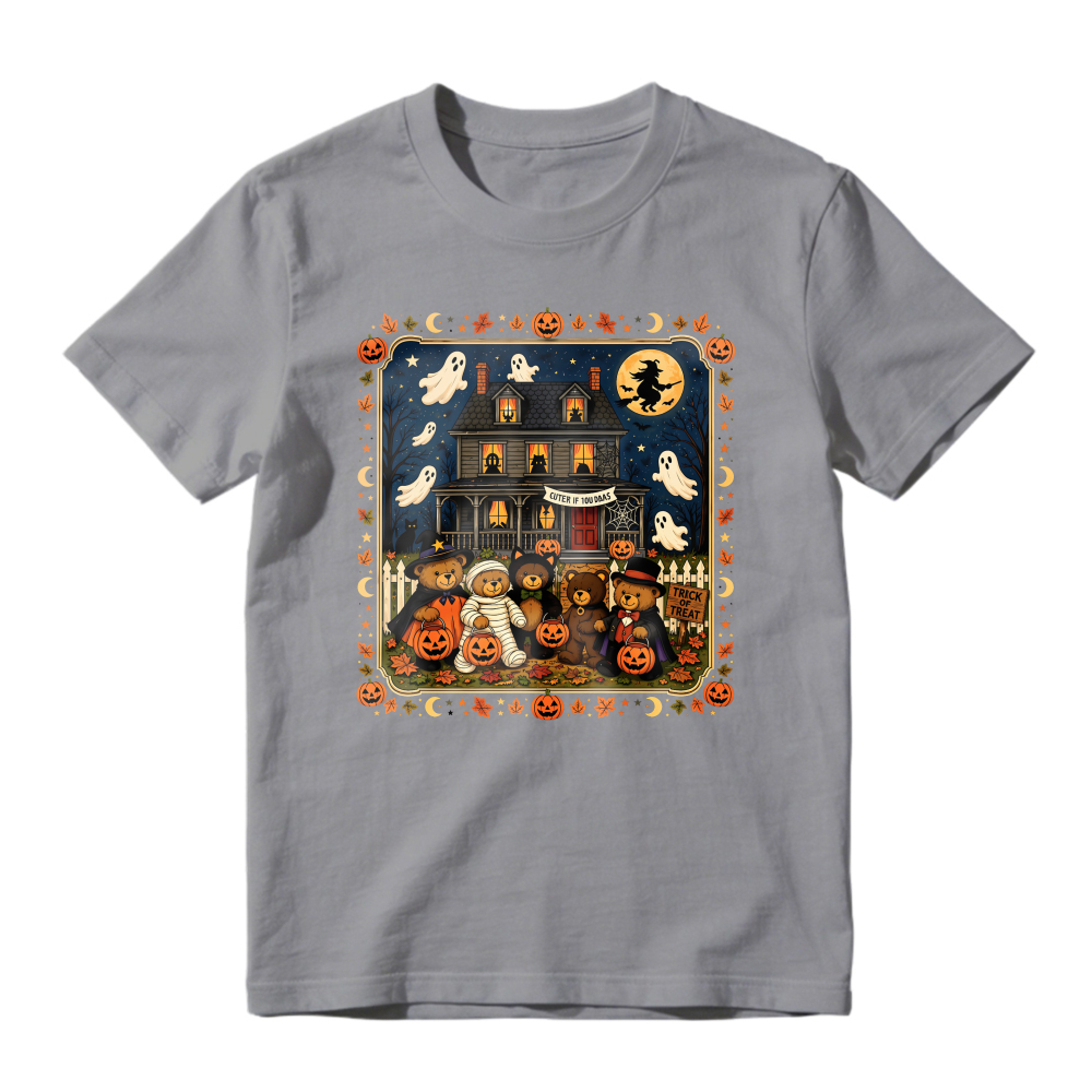 Halloween Haunted House With Ghosts Pumpkins And Trick Or Treat Kids Unisex Classic T-shirt