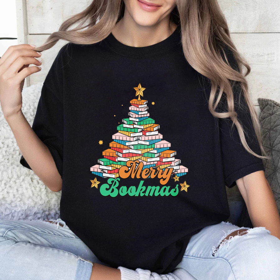 Wardrobecart Merry Bookmas Tree Made Of Books Tshirt