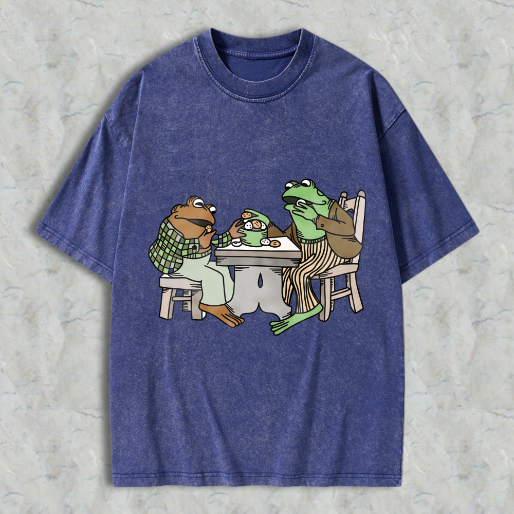 Wardrobecart Frog And Toad Eating Dinner Together Unisex Washed T-shirt