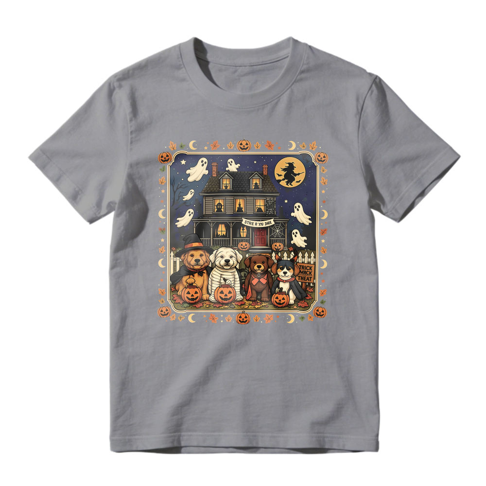 Halloween Haunted House With Cute Dogs And Ghosts, Unisex Classic T-shirt