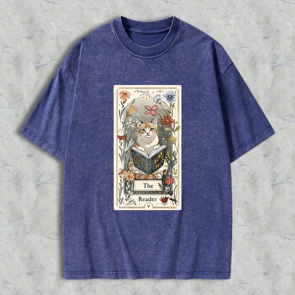 Wardrobecart Cat Reading Book Floral Tarot Card Design Unisex Washed T-shirt