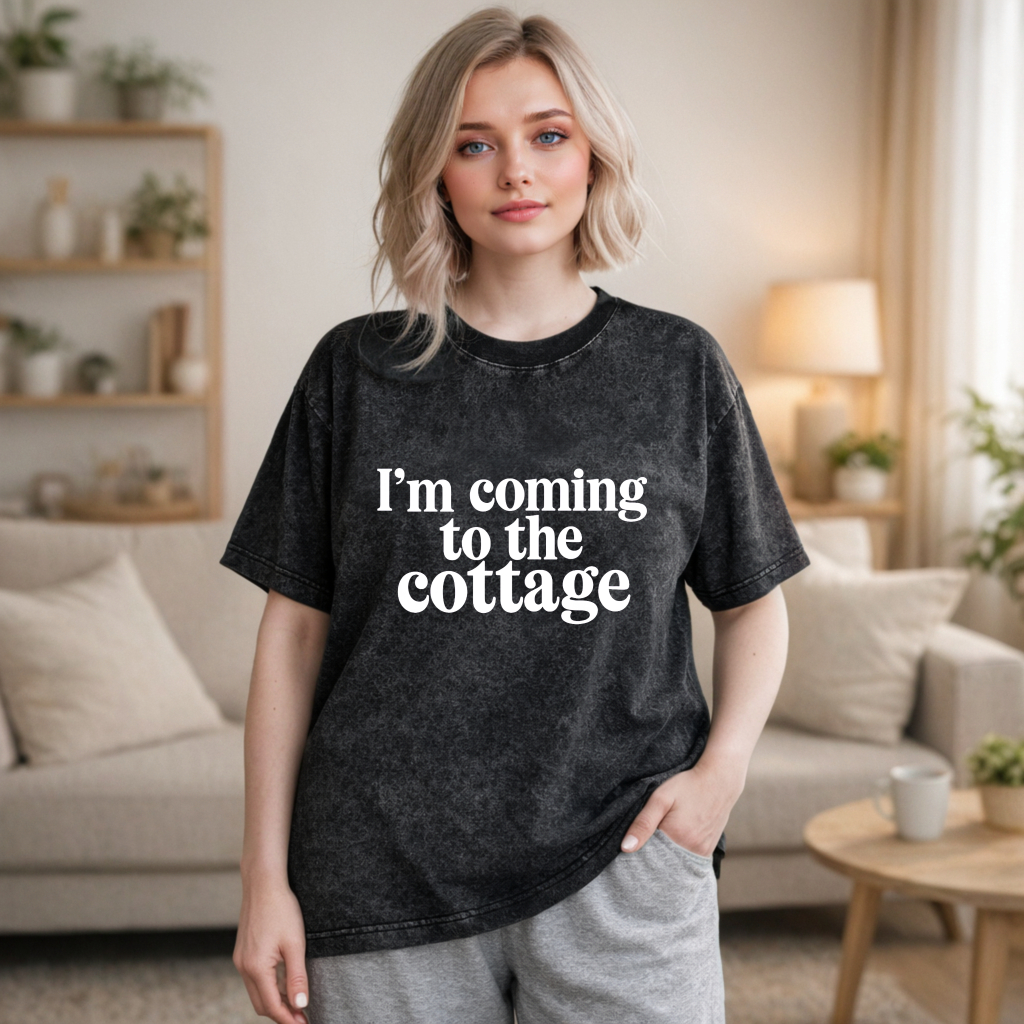 Wardrobecart Im Coming To The Cottage Unisex Washed T-shirt