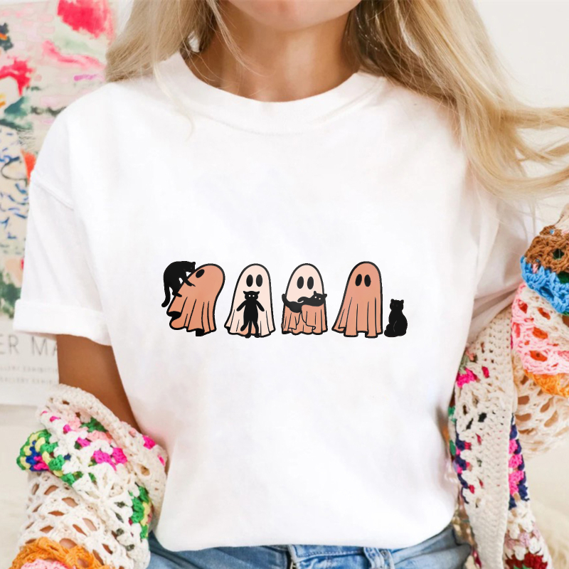 Cute Halloween Ghosts And Black Cat Cartoon, Unisex Classic T-shirt