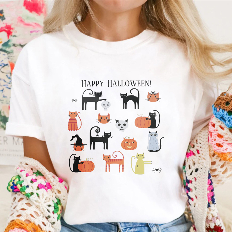 Happy Halloween Cute Cats And Pumpkins Graphic Unisex Classic T-shirt