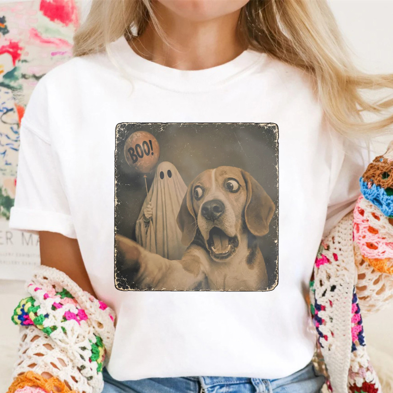 Funny Halloween Beagle Dog And Ghost With Boo Balloon, Unisex Classic T-shirt