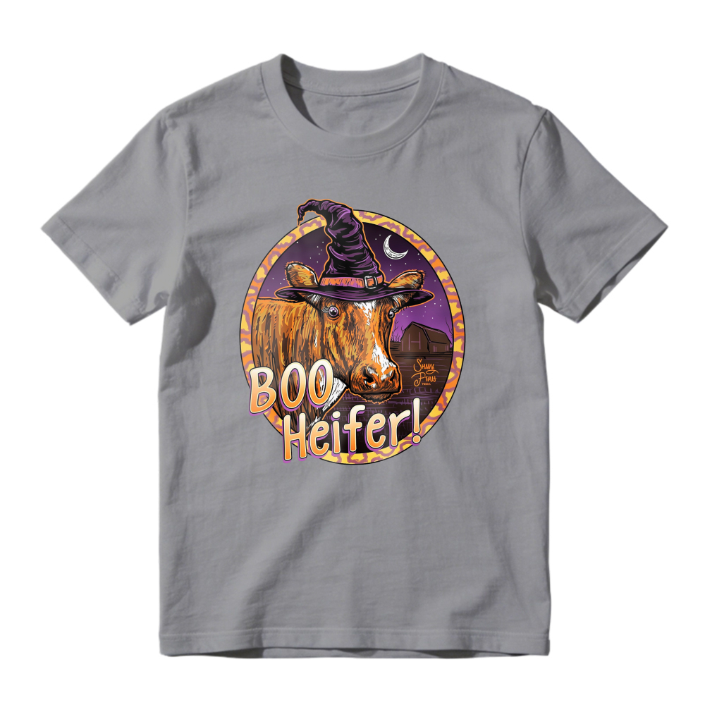 Boo Heifer Halloween Cow Witch Hat Moon Retro Circle Unisex Classic T-shirt