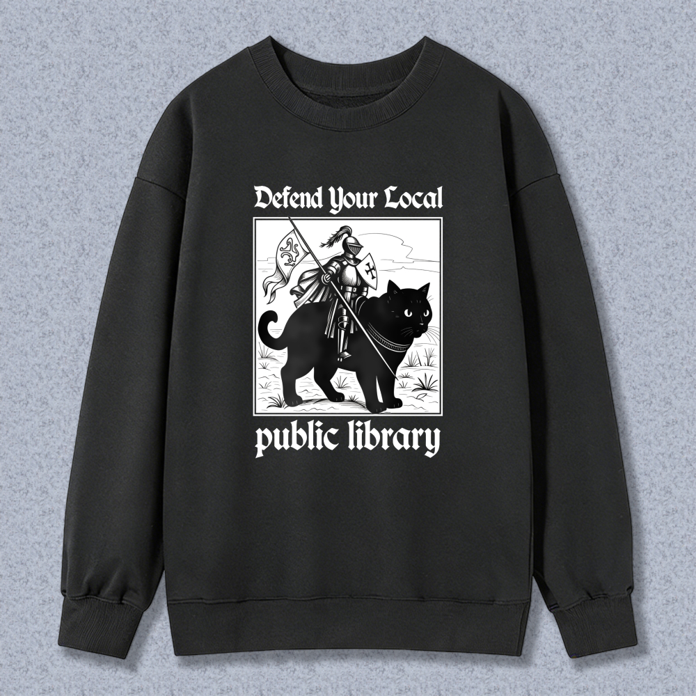 Wardrobecart Cat Knight With Flag And Sword Graphic Unisex Classic Sweatshirt