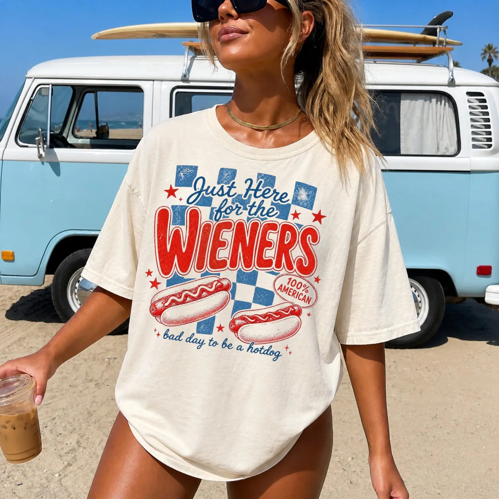 Retro I'm Just Here For The Wieners T-shirt