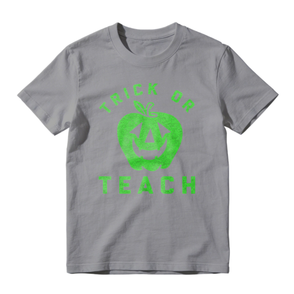 Trick Or Teach Halloween Pumpkin Teacher T-shirt