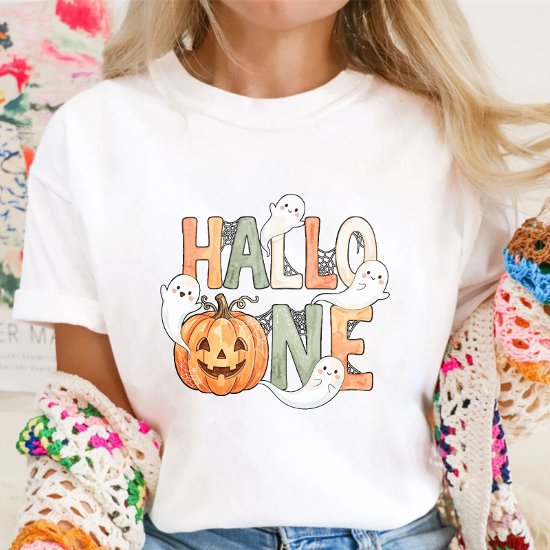 Halloween Pumpkin And Ghosts Graphic Unisex Classic T-shirt