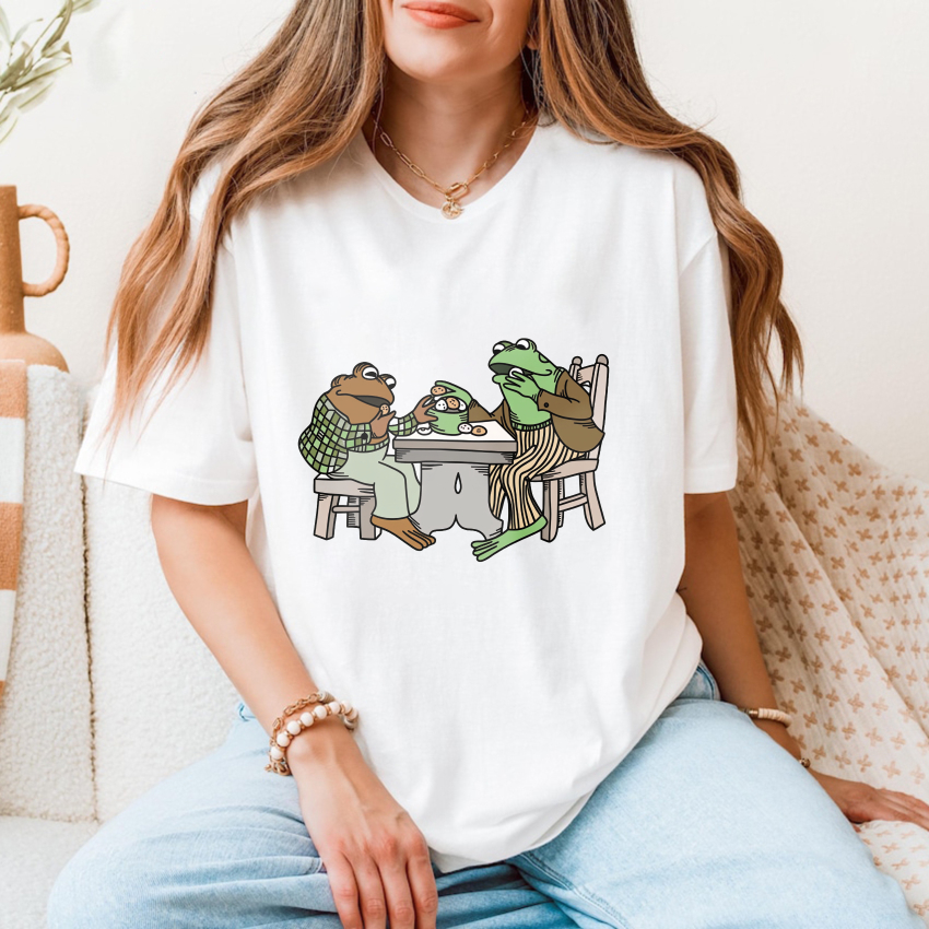 Wardrobecart Frogs Sitting At Table Eating Pizza Tshirt