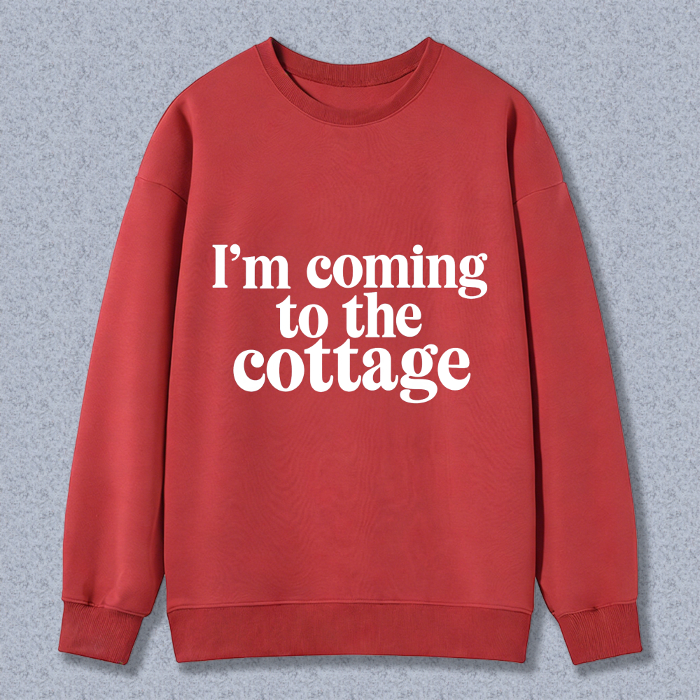Wardrobecart Im Coming To The Cottage Unisex Classic Sweatshirt