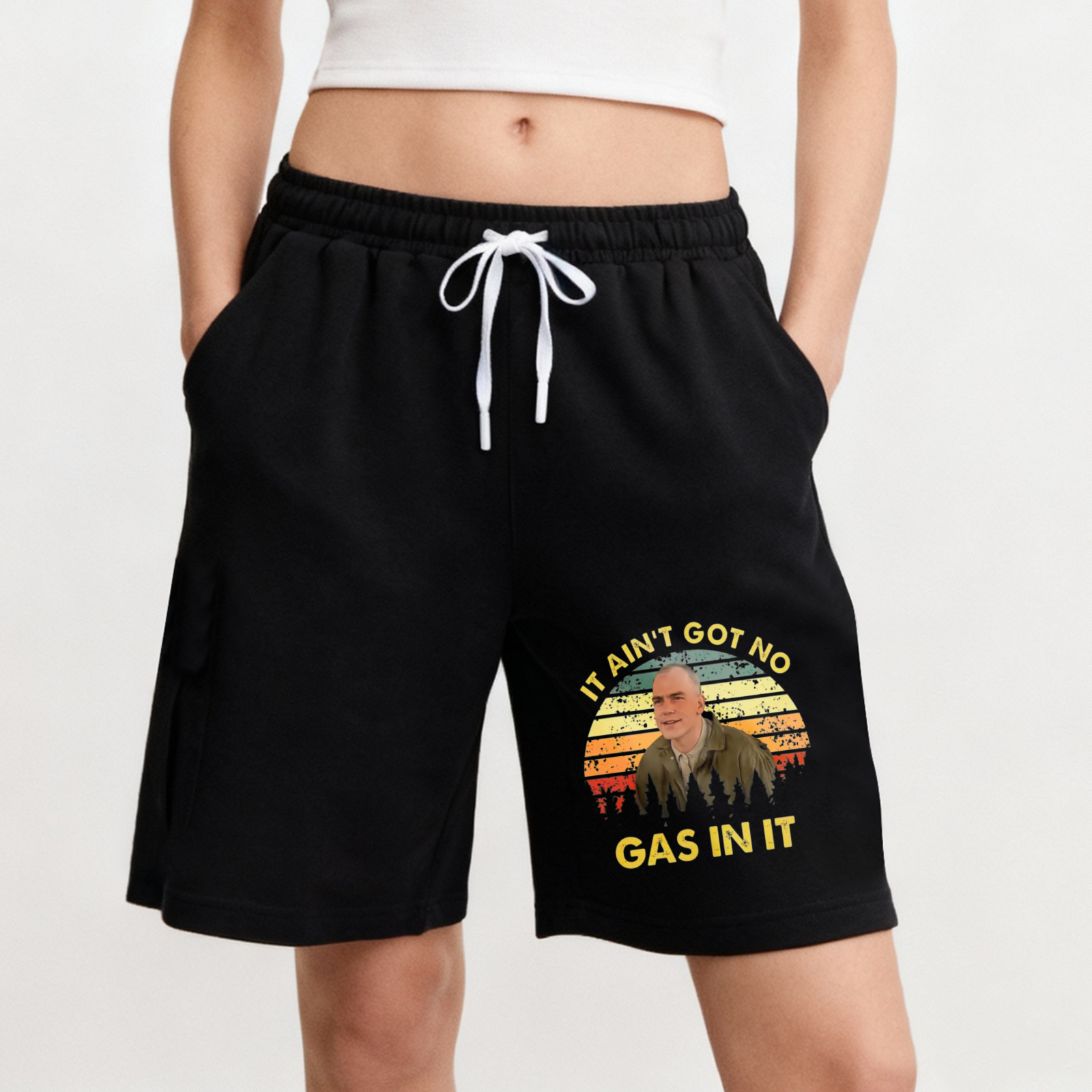 It Ain T Got No Gas In It Vintage Sunset Graphic Shorts