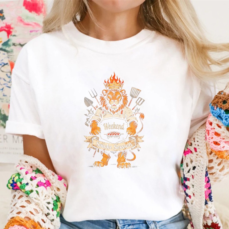 Lion Chef With Crown And Grill Tools Weekend Smoke Session Unisex Classic T-shirt