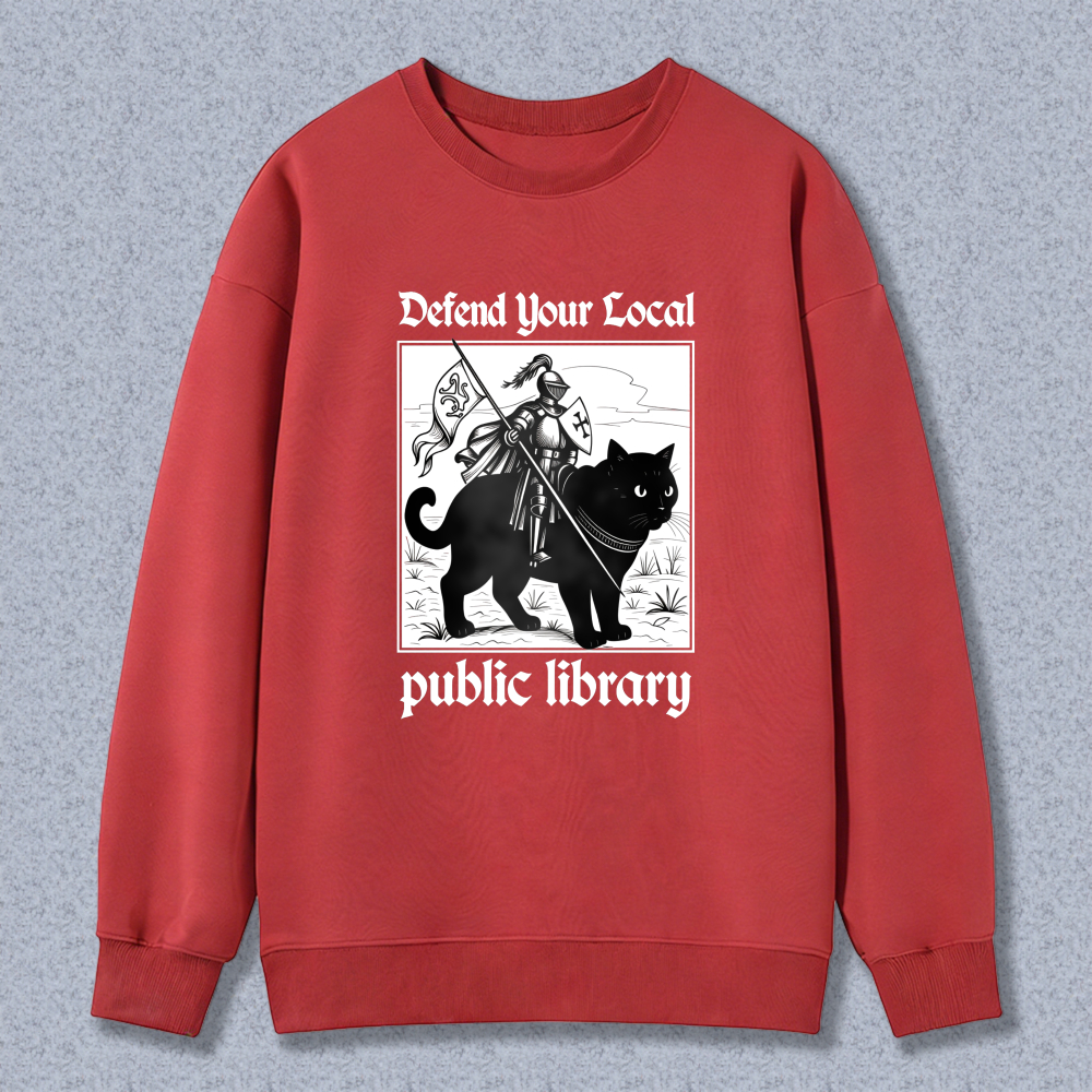 Wardrobecart Cat Knight With Flag And Sword Graphic Unisex Classic Sweatshirt