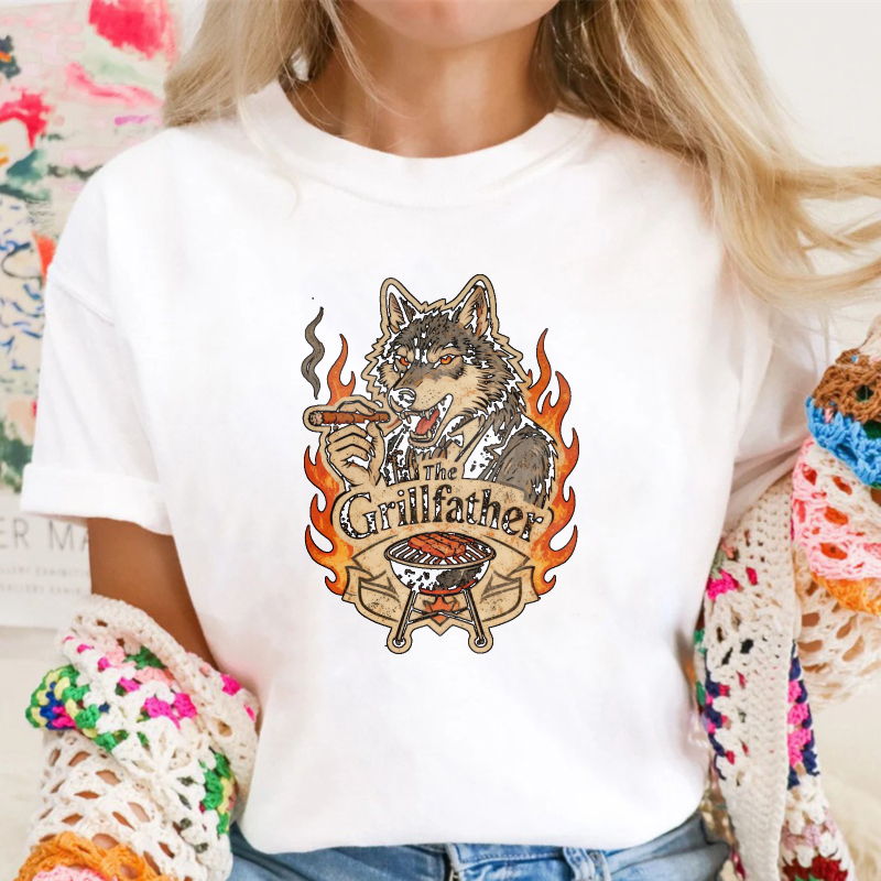 The Grillfather Wolf With Cigar And Barbecue Grill Unisex Classic T-shirt