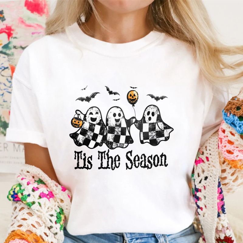 Halloween Ghosts With Checkered Pattern And Bats Tis The Season, Unisex Classic T-shirt