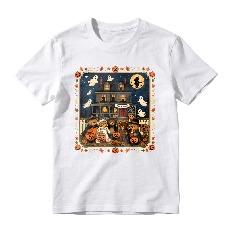Halloween Haunted House With Ghosts Pumpkins And Trick Or Treat Kids Unisex Classic T-shirt