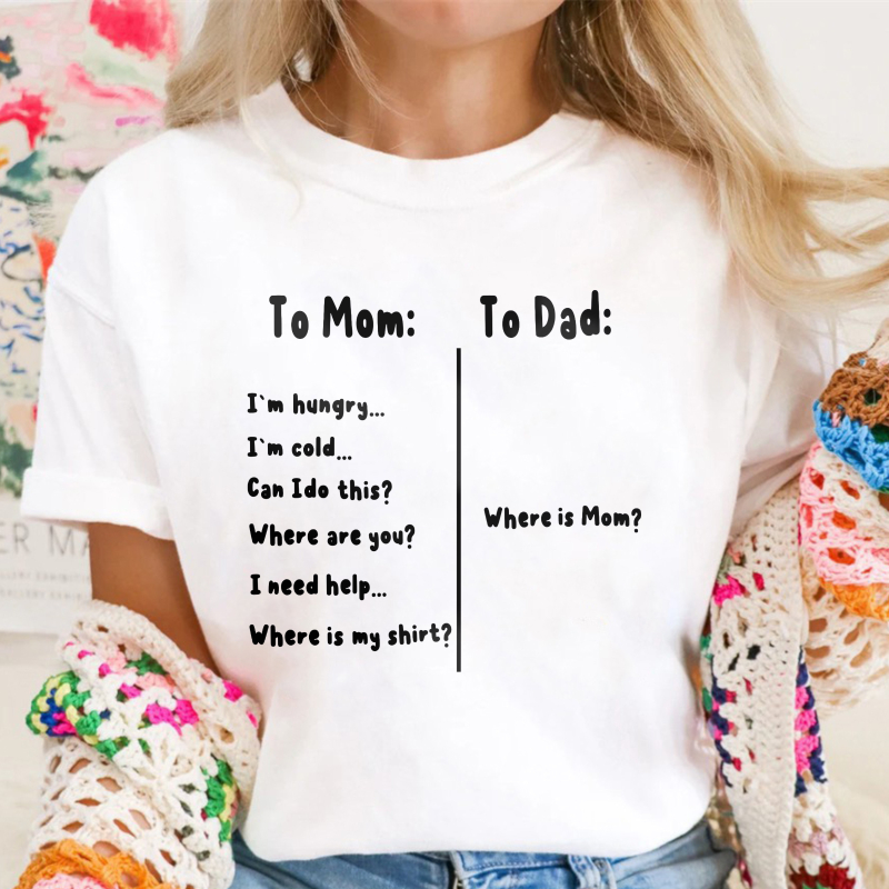 To Mom And Dad Text Design Unisex Classic T-shirt