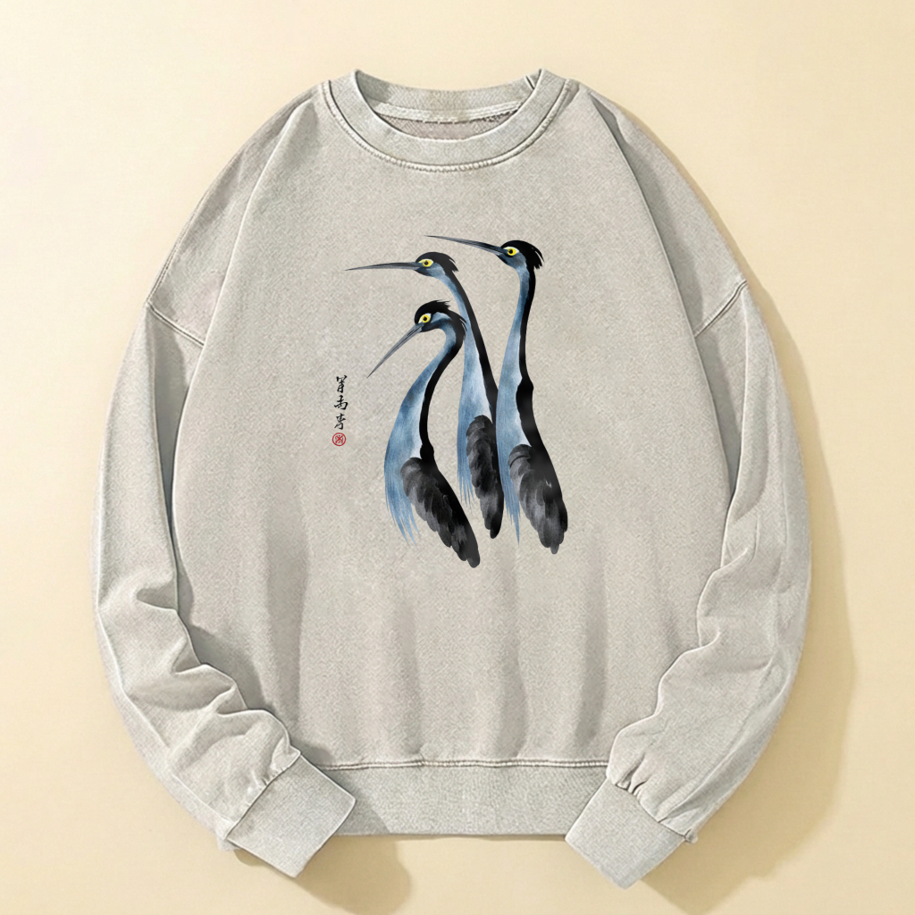 Elegant Crane Print Sweatshirt Unisex Crewneck Long Sleeve Casual Top Artistic Bird Design Fashionable Comfortable Wear