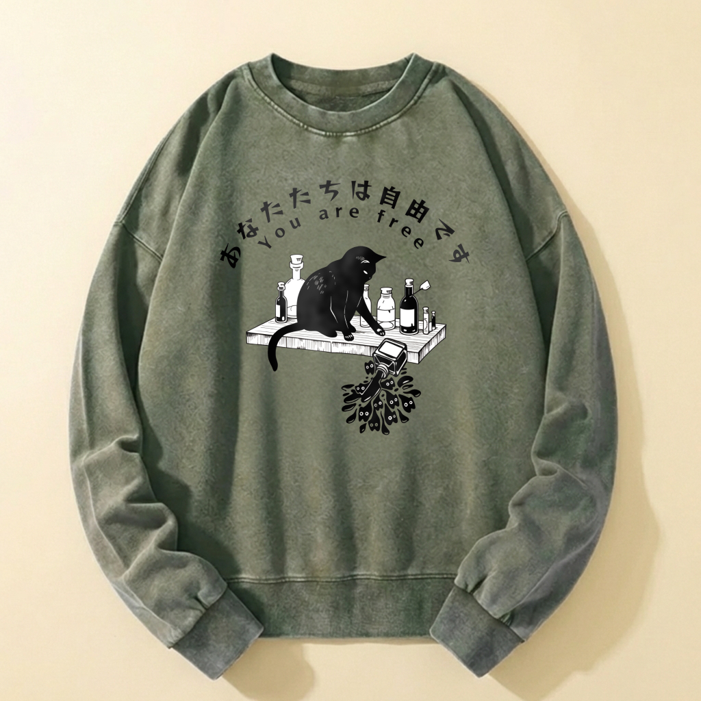 Black Cat Alchemy Lab Graphic Sweatshirt Unisex Oversized Crewneck Pullover Vintage Washed Look Casual Streetwear Top