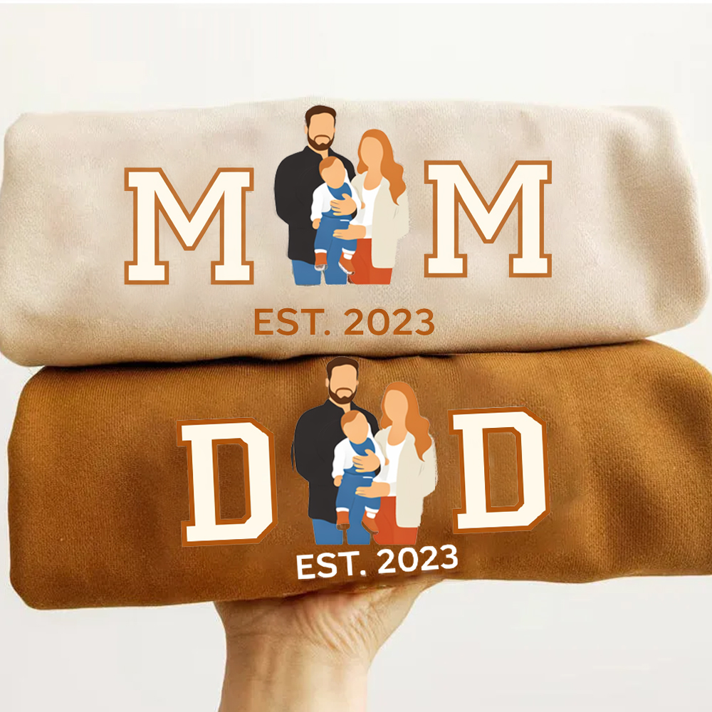 Personalized anime-print family photo hoodies/T-shirts