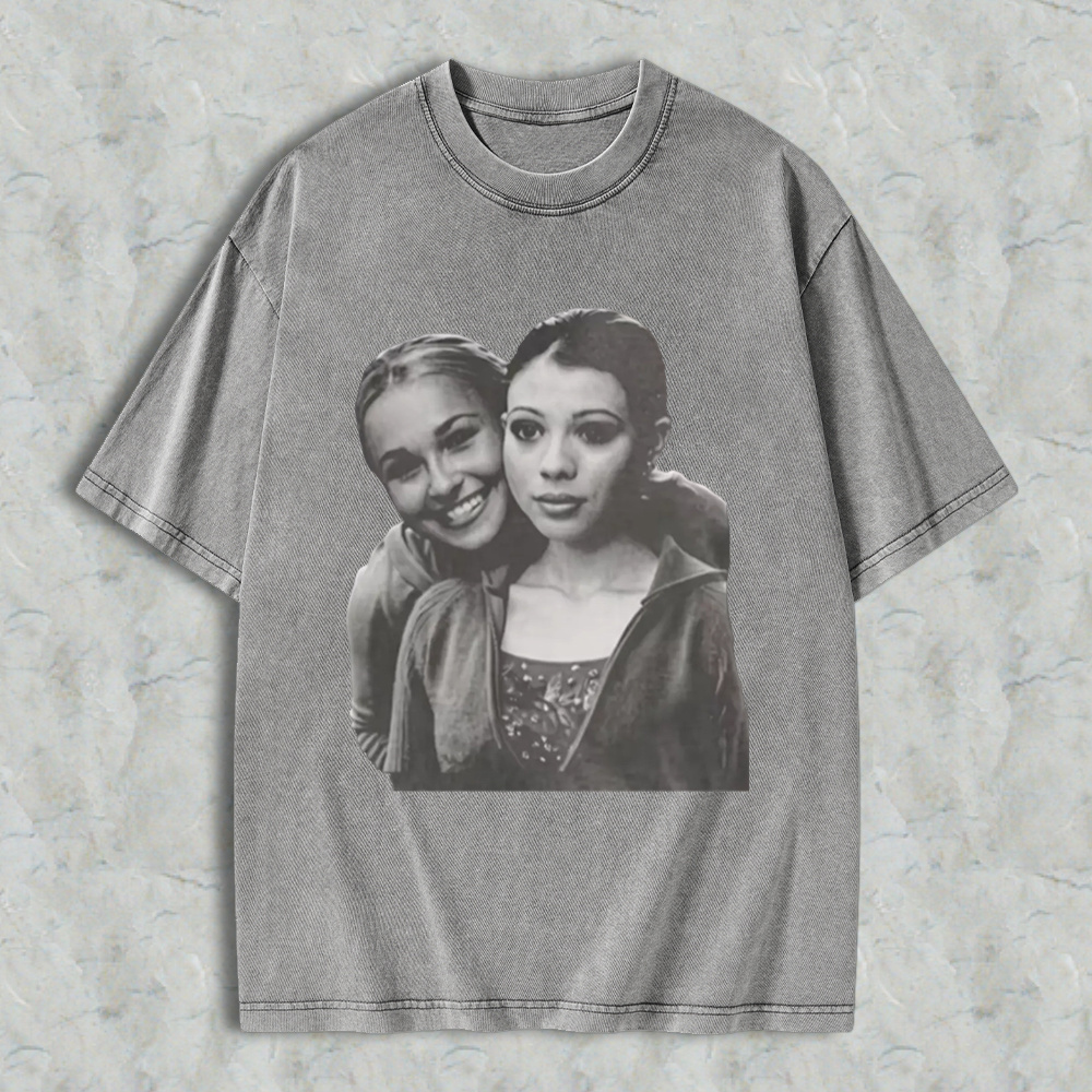 Hayden Panettiere Michelle Trachtenberg Retro Portrait Graphic T-Shirt Unisex Cotton Washed t-shirt