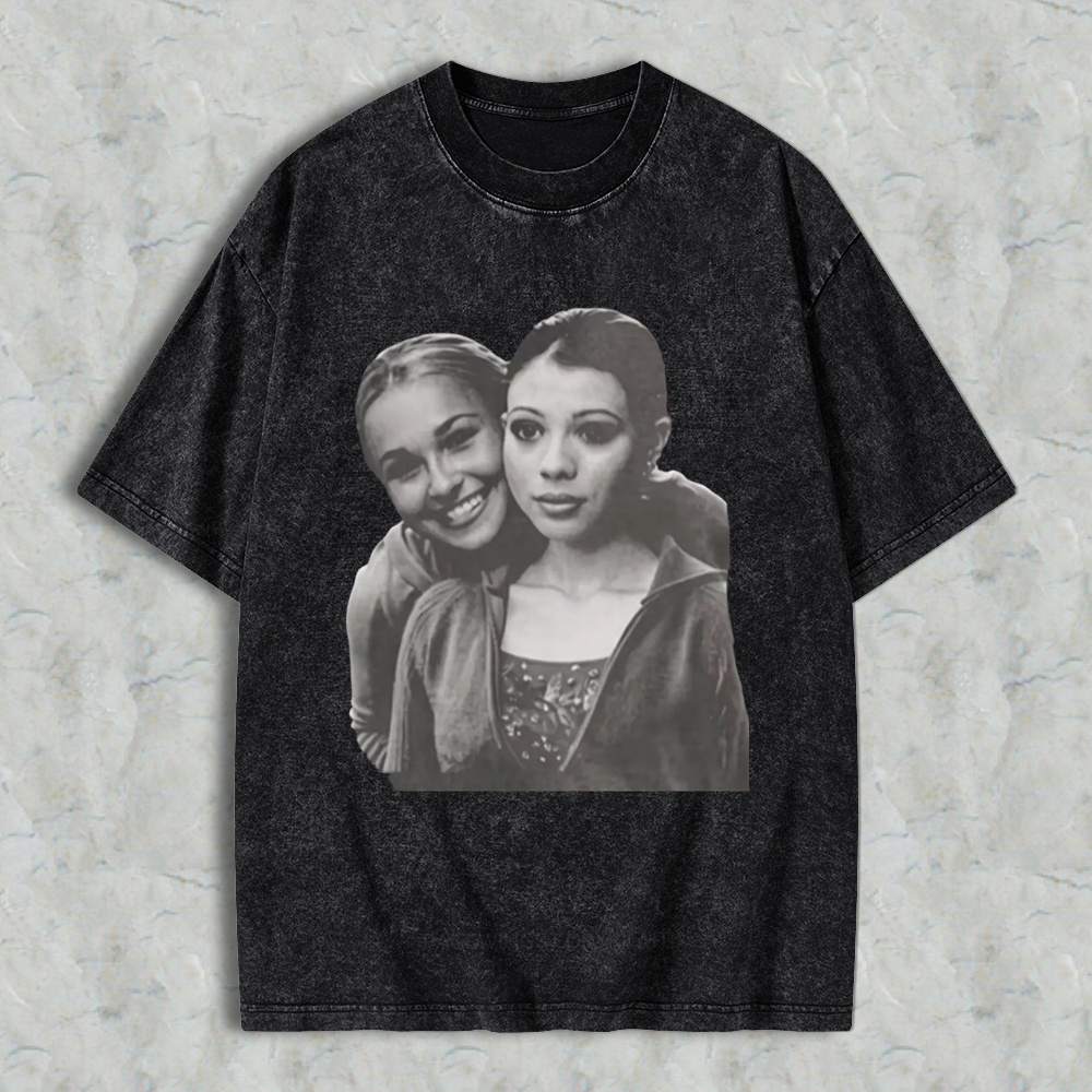 Hayden Panettiere Michelle Trachtenberg Retro Portrait Graphic T-Shirt Unisex Cotton Washed t-shirt