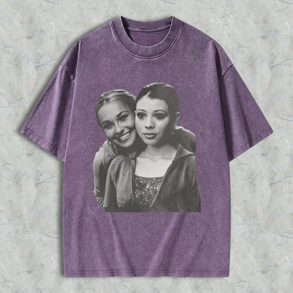 Hayden Panettiere Michelle Trachtenberg Retro Portrait Graphic T-Shirt Unisex Cotton Washed t-shirt