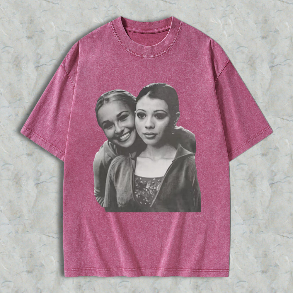 Hayden Panettiere Michelle Trachtenberg Retro Portrait Graphic T-Shirt Unisex Cotton Washed t-shirt