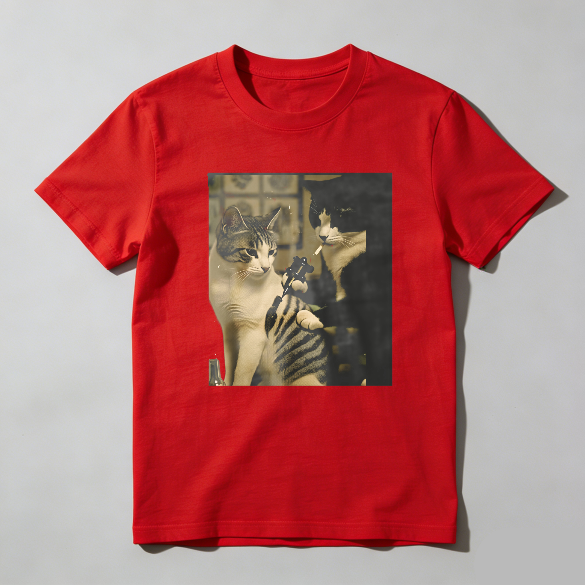 Cat Holding Camera Reflection Mirror tshirt 100% cotton