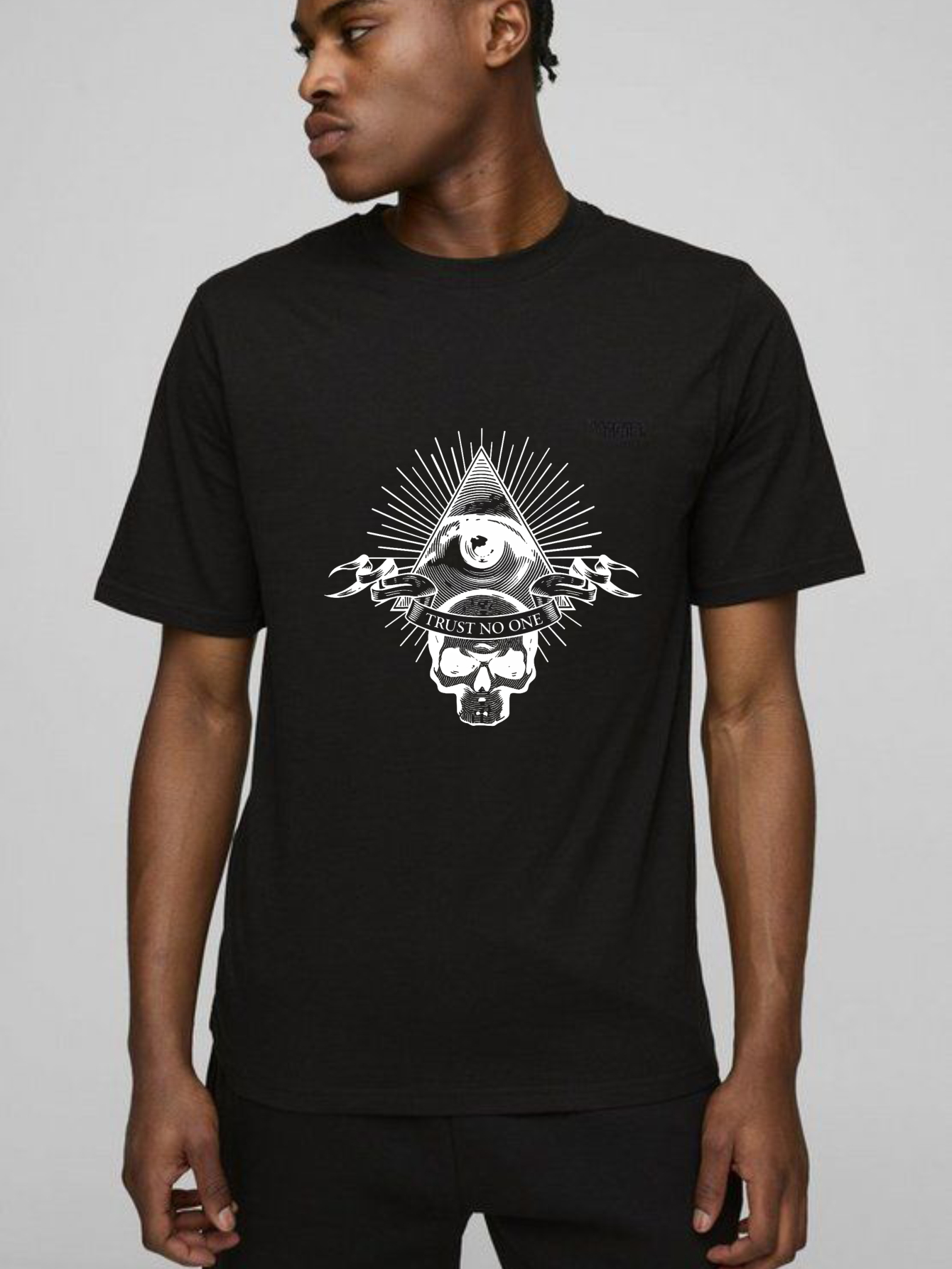 Dorawear™All Seeing Eye Skull Pyramid Symbol  T Shirt